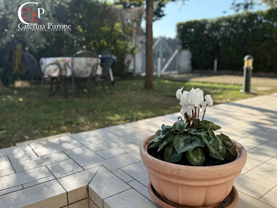 Immagine 25 di Villa in vendita  in via Carlo Ginori 10 a Cecina