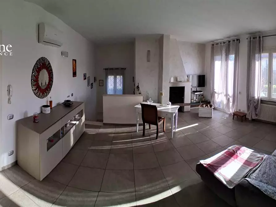 Immagine 52 di Villa in vendita  in via Carlo Ginori 10 a Cecina