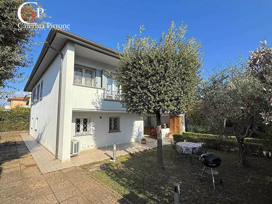 Immagine 17 di Villa in vendita  in via Carlo Ginori 10 a Cecina