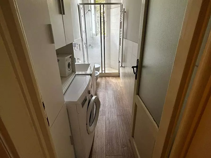 Immagine 31 di Appartamento in vendita  in via Castelfidardo 10 a Firenze