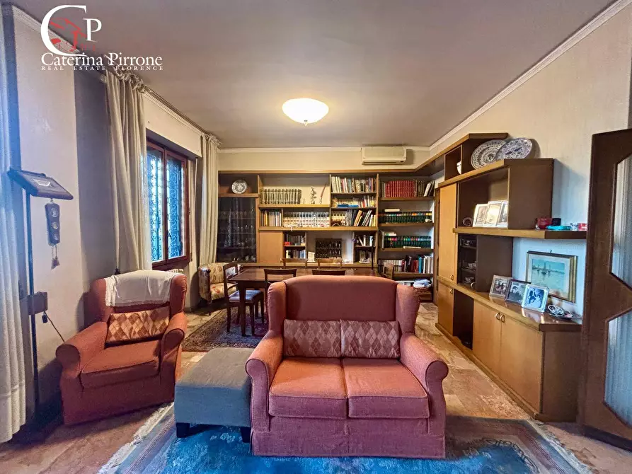 Immagine 5 di Appartamento in vendita  in Lungarno Francesco Ferrucci 35 a Firenze