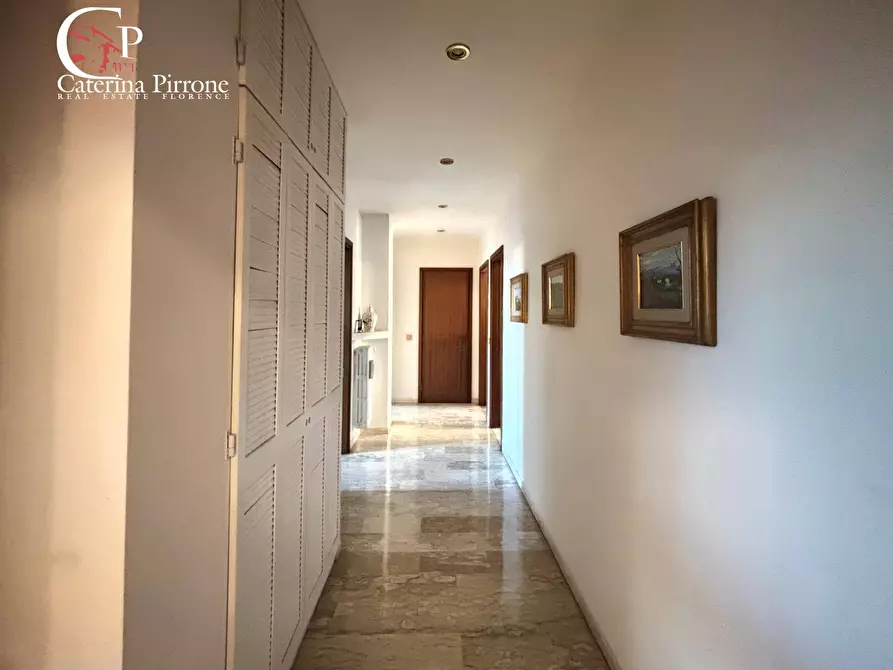 Immagine 4 di Appartamento in vendita  in Lungarno Francesco Ferrucci 35 a Firenze