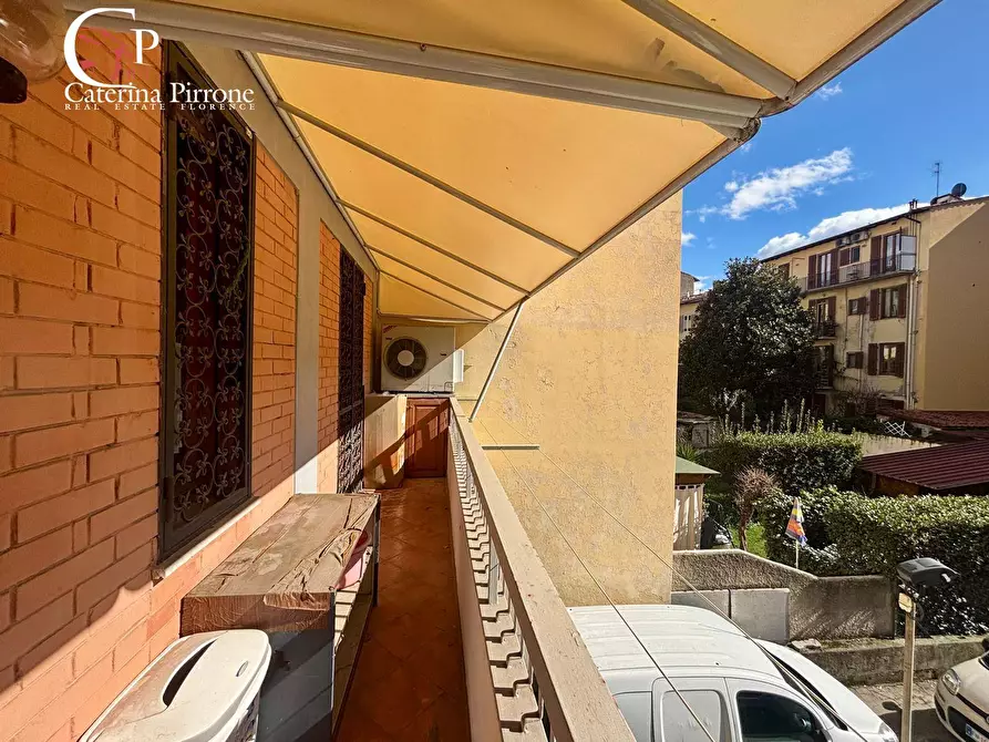 Immagine 6 di Appartamento in vendita  in Lungarno Francesco Ferrucci 35 a Firenze