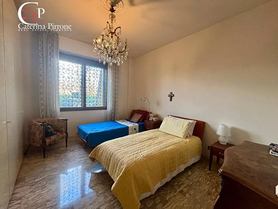 Immagine 11 di Appartamento in vendita  in Lungarno Francesco Ferrucci 35 a Firenze