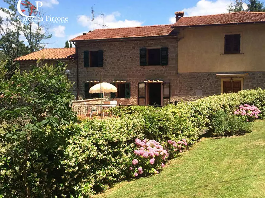 Immagine 2 di Rustico / casale in vendita  in località Gugena La Porta 10 a Londa