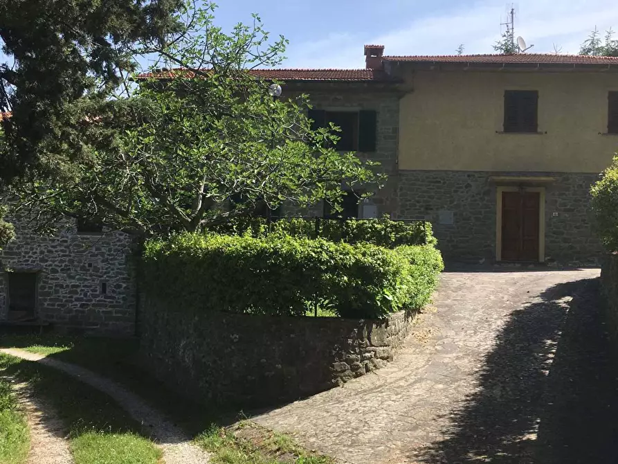 Immagine 6 di Rustico / casale in vendita  in località Gugena La Porta 10 a Londa