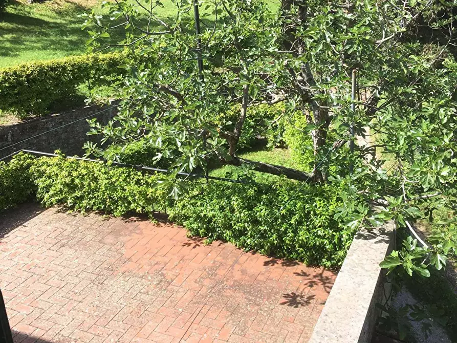 Immagine 10 di Rustico / casale in vendita  in località Gugena La Porta 10 a Londa