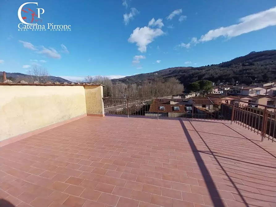 Immagine 10 di Appartamento in vendita  in via Cesare Battisti 6 a Rufina