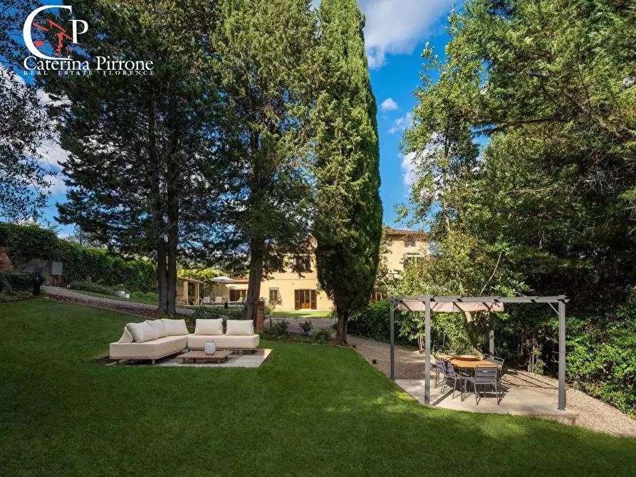 Immagine 3 di Villa in vendita  in via della Rosa 10 a Fiesole