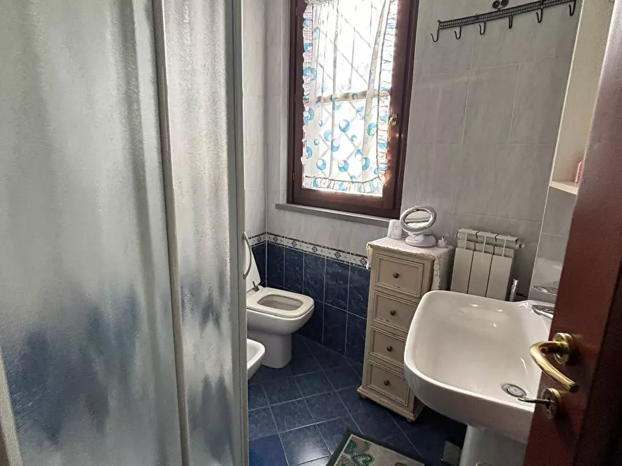Immagine 26 di Casa indipendente in affitto  in via Chiantigiana 35 a Bagno A Ripoli