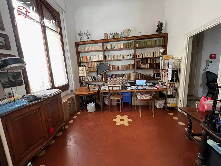 Immagine 7 di Appartamento in vendita  in via Orcagna 44 a Firenze