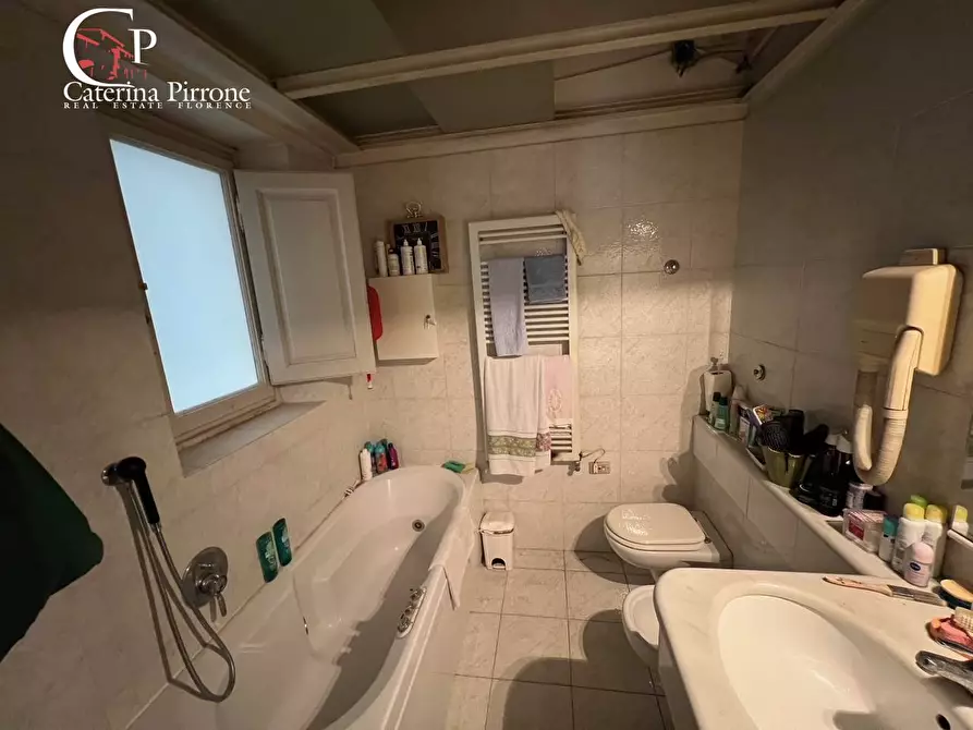 Immagine 33 di Appartamento in vendita  in via Orcagna 44 a Firenze