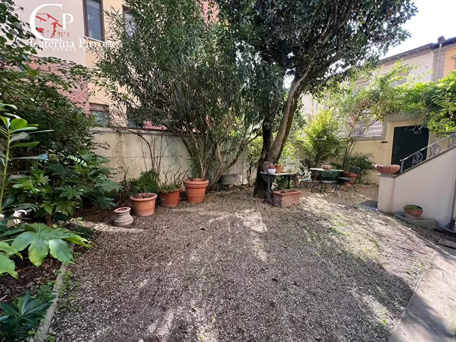 Immagine 18 di Appartamento in vendita  in via Orcagna 44 a Firenze