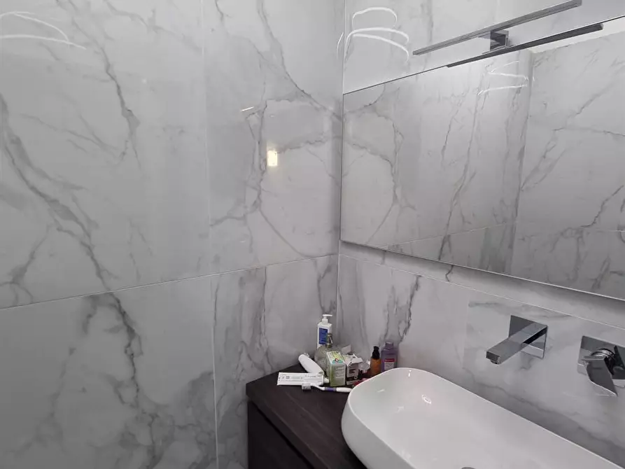 Immagine 31 di Appartamento in vendita  in via Madonna della Querce 10 a Firenze