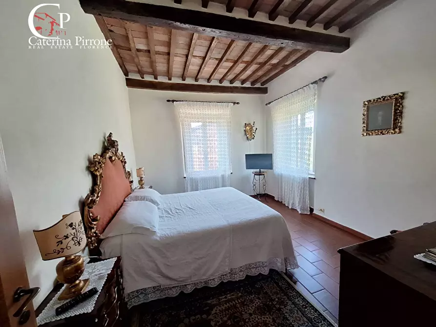 Immagine 47 di Villa in vendita  in via Roma 10 a Pescaglia