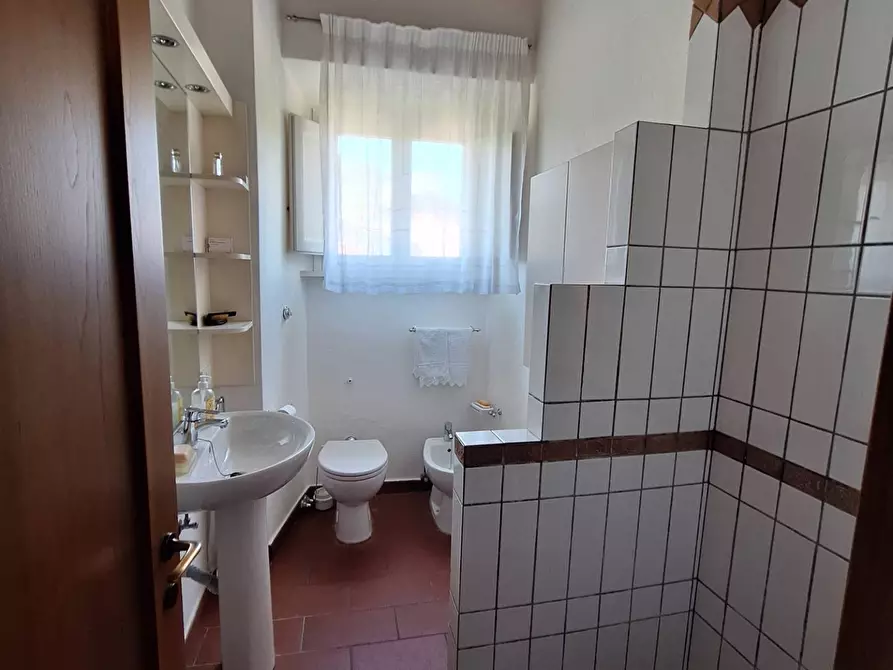 Immagine 60 di Villa in vendita  in via Roma 10 a Pescaglia