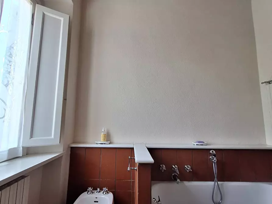 Immagine 58 di Villa in vendita  in via Roma 10 a Pescaglia