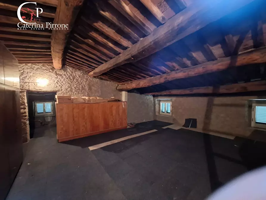 Immagine 54 di Villa in vendita  in via Roma 10 a Pescaglia