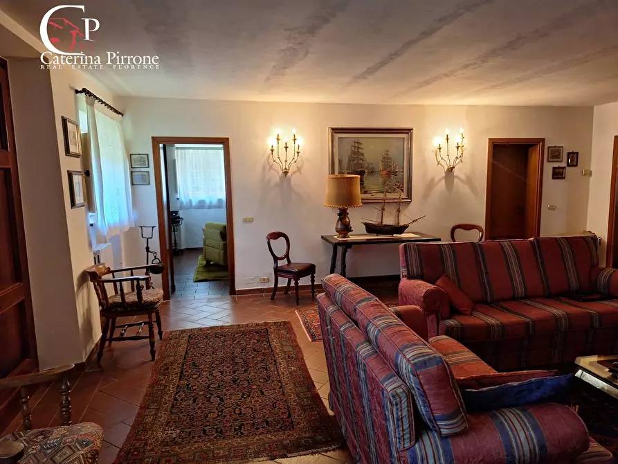 Immagine 36 di Villa in vendita  in via Roma 10 a Pescaglia