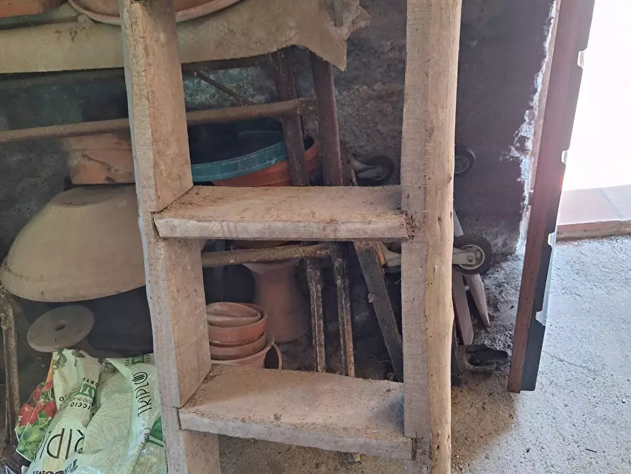 Immagine 74 di Villa in vendita  in via Roma 10 a Pescaglia