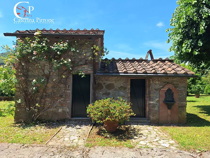 Immagine 64 di Villa in vendita  in via Roma 10 a Pescaglia