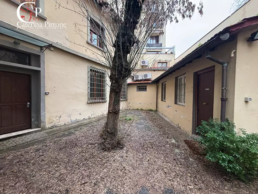 Immagine 1 di Ufficio in affitto  in via Maragliano 10 a Firenze