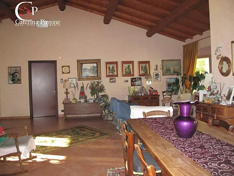 Immagine 32 di Villa in vendita  in via del Lago 1 a Londa