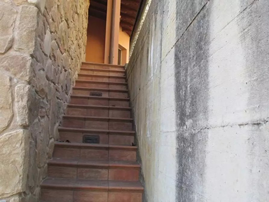 Immagine 57 di Villa in vendita  in via del Lago 1 a Londa