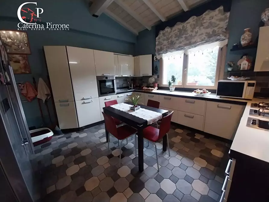 Immagine 41 di Villa in vendita  in via del Lago 1 a Londa