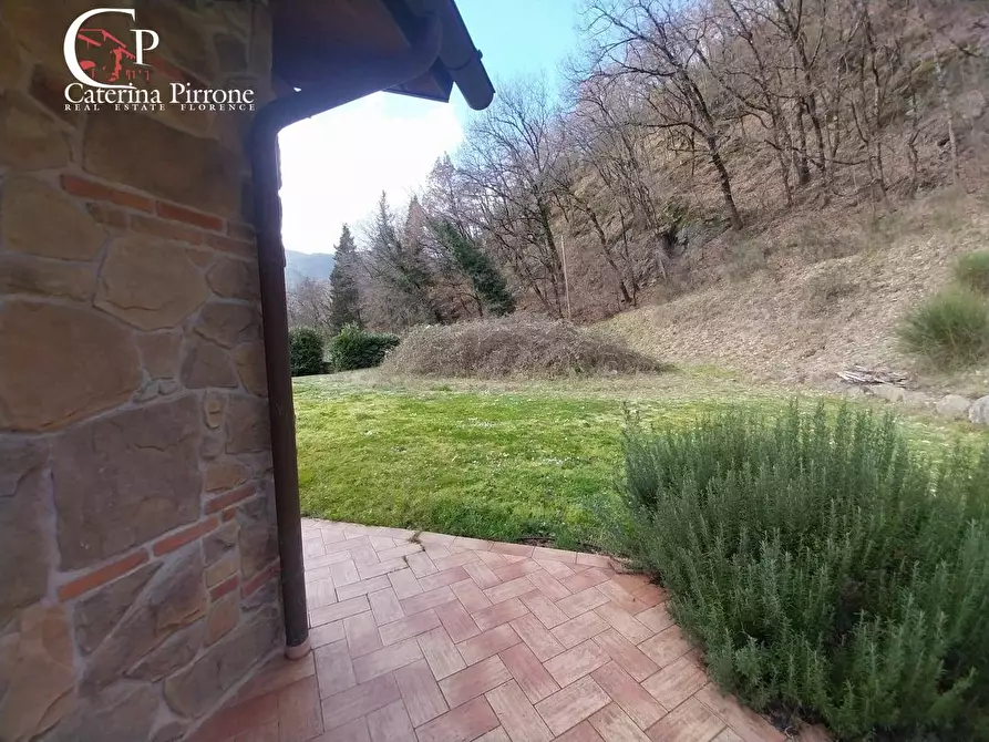 Immagine 21 di Villa in vendita  in via del Lago 1 a Londa