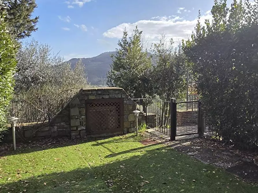 Immagine 10 di Casa indipendente in vendita  in via di Gricigliano 40 a Pontassieve