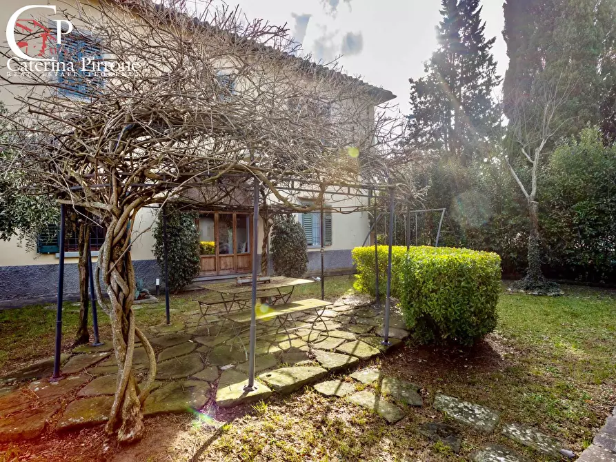 Immagine 9 di Rustico / casale in vendita  in via di Sezzate snc a Greve In Chianti