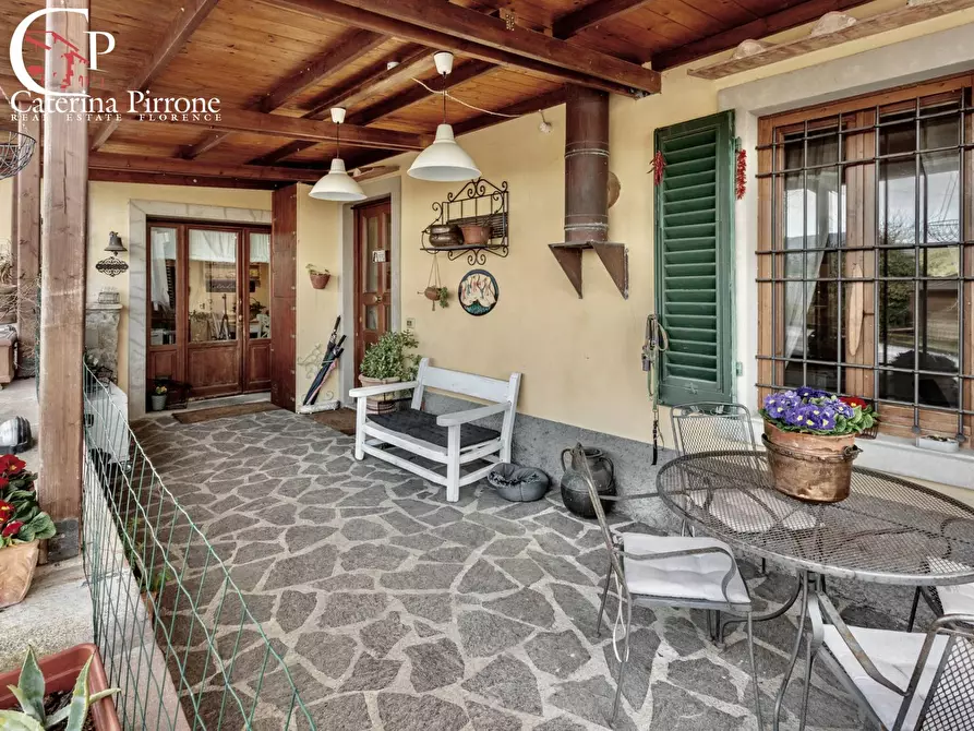 Immagine 12 di Rustico / casale in vendita  in via di Sezzate snc a Greve In Chianti