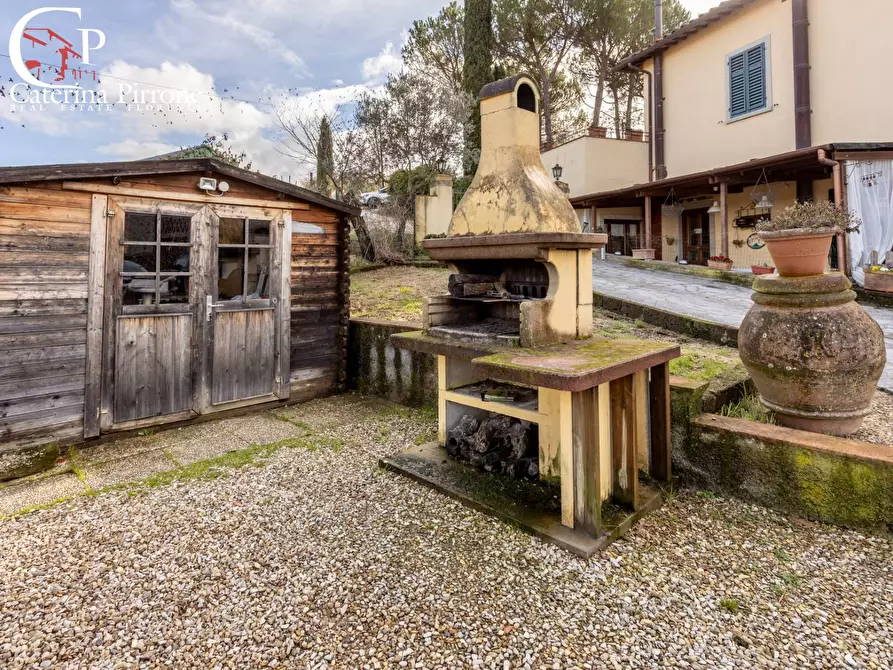 Immagine 14 di Rustico / casale in vendita  in via di Sezzate snc a Greve In Chianti