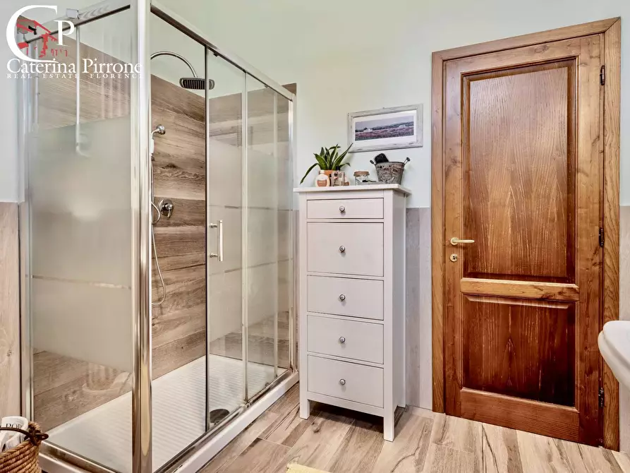 Immagine 28 di Rustico / casale in vendita  in via di Sezzate snc a Greve In Chianti