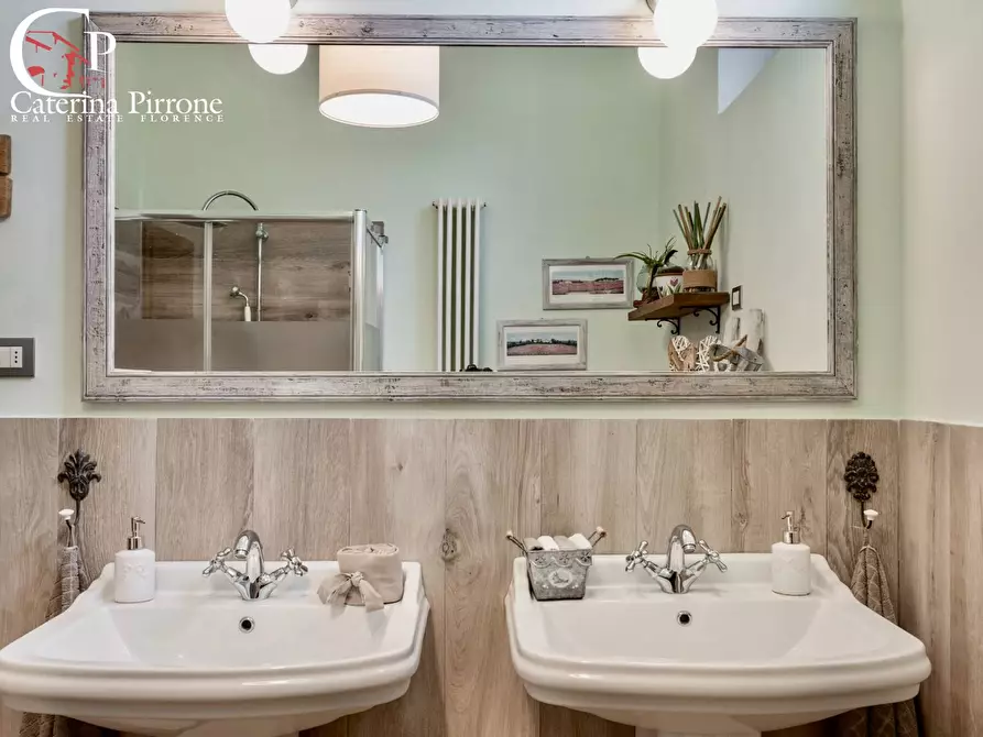 Immagine 29 di Rustico / casale in vendita  in via di Sezzate snc a Greve In Chianti