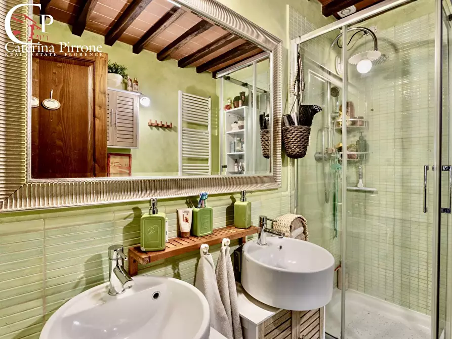 Immagine 38 di Rustico / casale in vendita  in via di Sezzate snc a Greve In Chianti