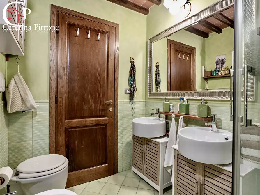 Immagine 40 di Rustico / casale in vendita  in via di Sezzate snc a Greve In Chianti