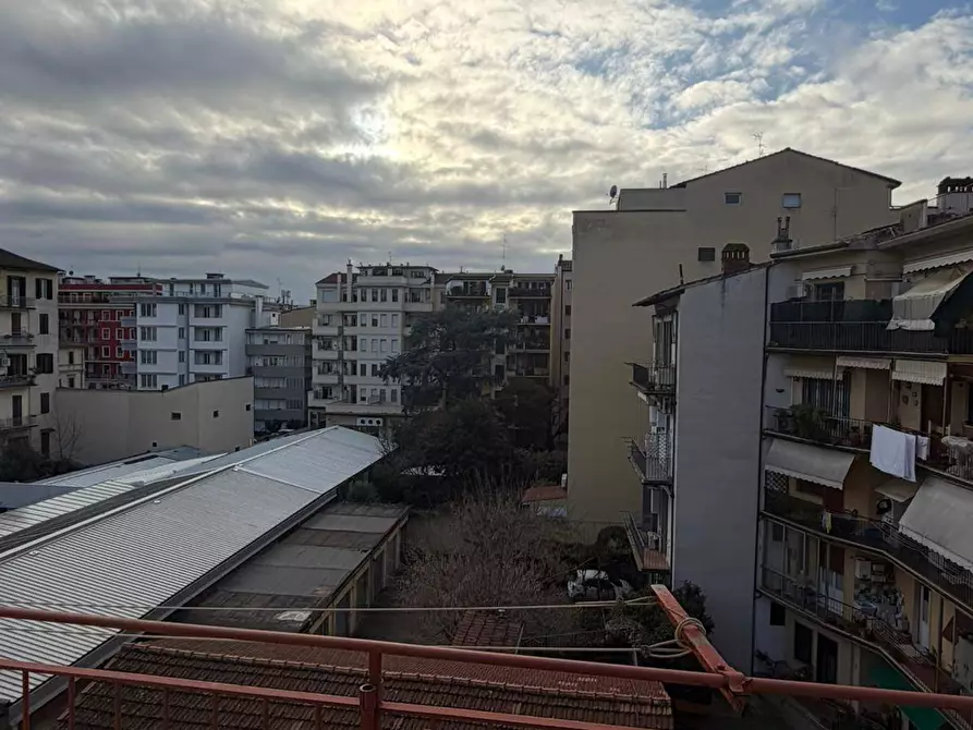 Immagine 12 di Appartamento in vendita  in via Mannelli 133 a Firenze