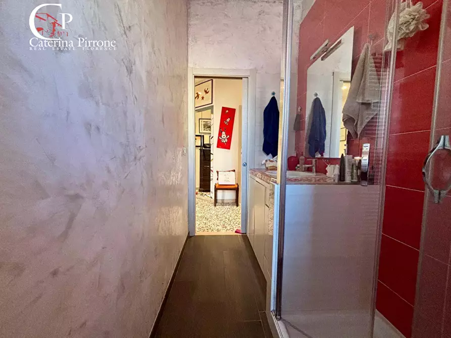 Immagine 18 di Appartamento in vendita  in via Uguccione Della Faggiola 20 a Firenze