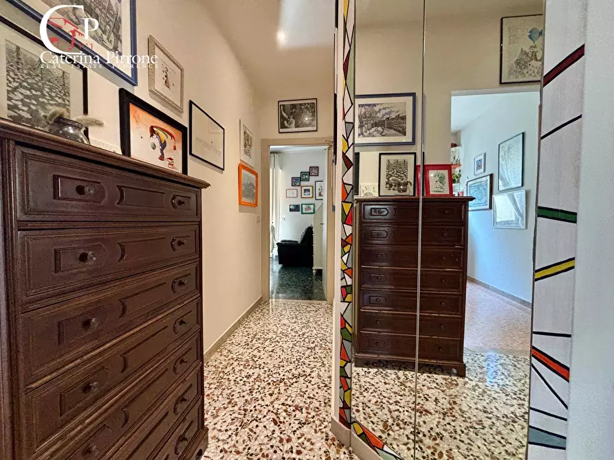 Immagine 23 di Appartamento in vendita  in via Uguccione Della Faggiola 20 a Firenze