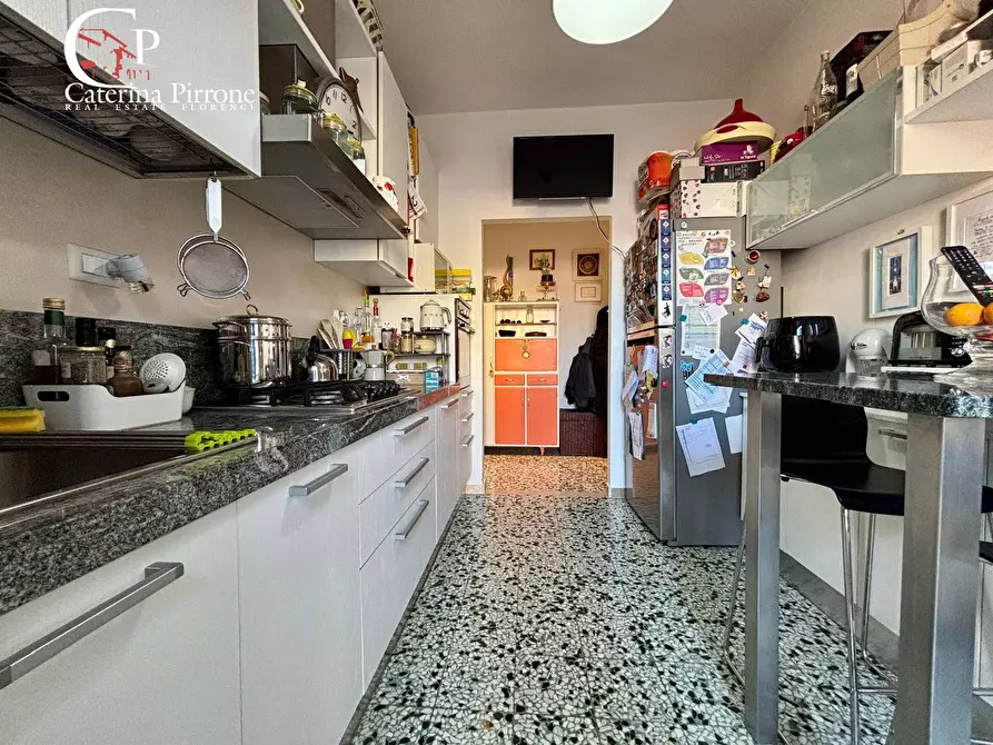 Immagine 13 di Appartamento in vendita  in via Uguccione Della Faggiola 20 a Firenze