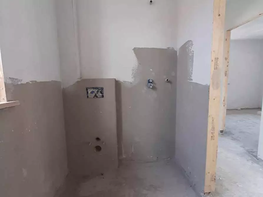 Immagine 32 di Appartamento in vendita  in via Monte Nero 10 a Cecina