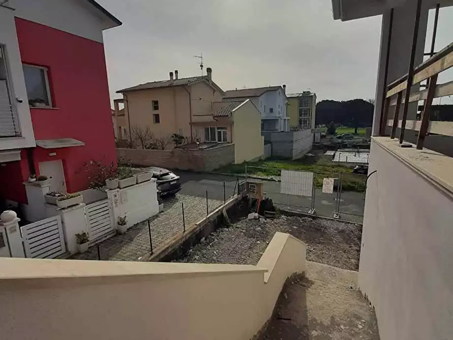 Immagine 38 di Appartamento in vendita  in via Monte Nero 10 a Cecina