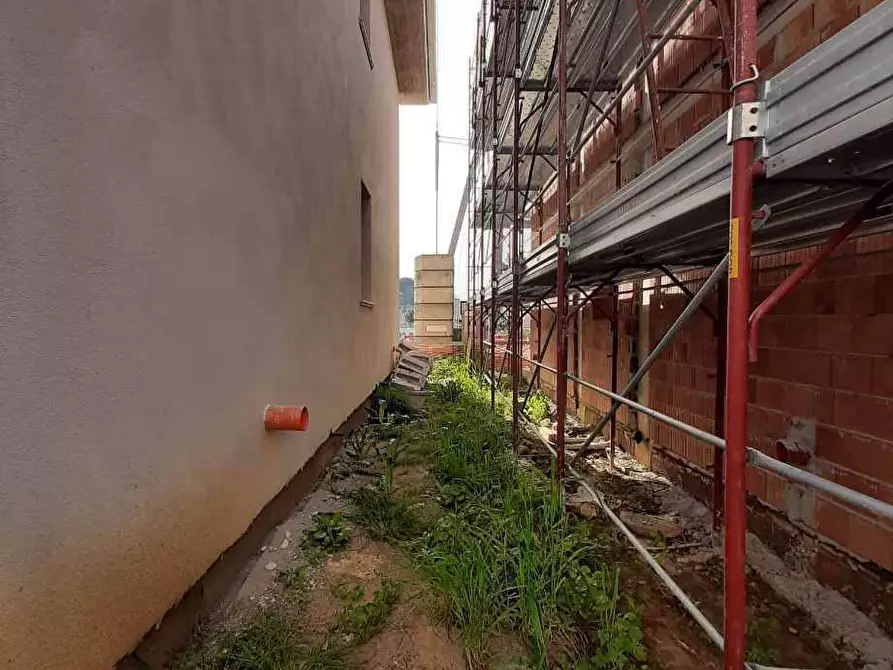 Immagine 6 di Appartamento in vendita  in via Monte Nero 30 a Cecina