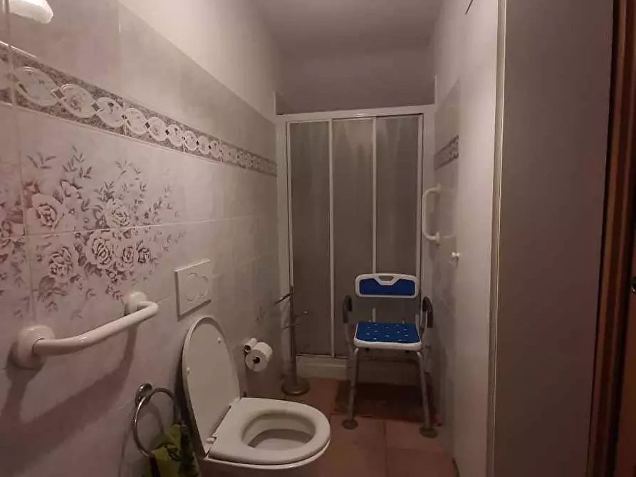 Immagine 5 di Appartamento in vendita  in Stradone del Lupo 11 a Rosignano Marittimo