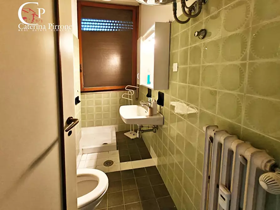 Immagine 17 di Appartamento in vendita  in VIA CIRCONDARIA 40 a Firenze