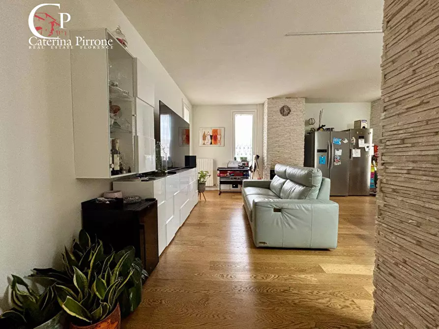 Immagine 2 di Appartamento in vendita  in Piazza Etrusca 6 a Fiesole