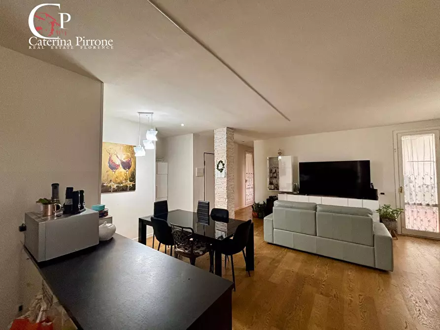 Immagine 8 di Appartamento in vendita  in Piazza Etrusca 6 a Fiesole