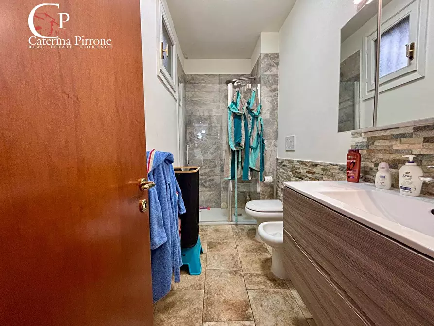 Immagine 18 di Appartamento in vendita  in Piazza Etrusca 6 a Fiesole